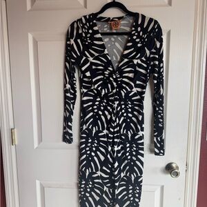 Tori Burch 100% Silk Black and White Pattern Dress | Size S